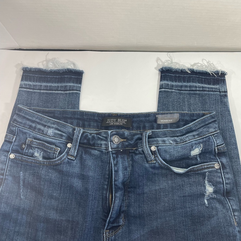 Judy Blue Kirsten Jeans 13 /31 skinny fit stretch light distressed - Picture 4 of 5